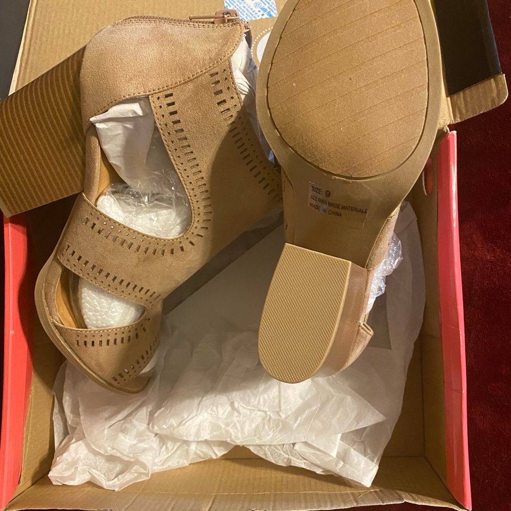 Cute Sexy sandals!